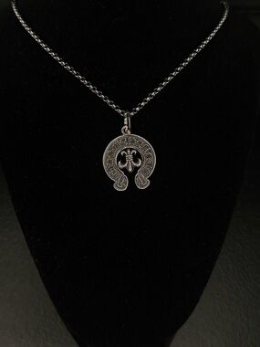 Chrome Hearts Le Flur Horseshoe Tag Unisex Necklace